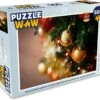 Puzzle Les Boules Rouges Et Dorées Brillantes Sur Une Branche D'un Sapin De Noël - Puzzle - Puzzle 500 Pièces - Noël - Cadeau - Cadeau De Noël Pour Hommes, Femmes Et Enfants - Sinterklaas Présente - Sinterklaas Pour Les Grands Enfants
