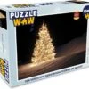 Puzzle Un Sapin De Noël Illuminé La Nuit - Puzzle - Puzzle 1000 Pièces Adultes - Noël - Cadeau - Cadeau De Noël Pour Hommes, Femmes Et Enfants - Sinterklaas Cadeaux - Sinterklaas Pour Les Grands Enfants -DUNI Magasin 1200x1077