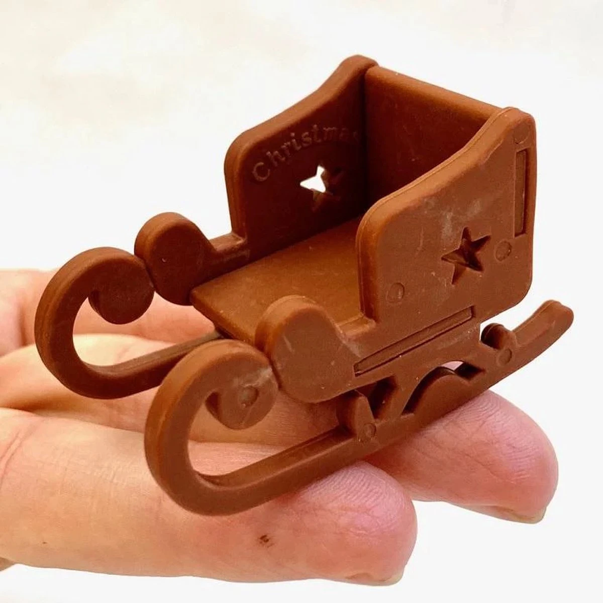 IWAKO Santa Dans La Couleur BLEU/ORANGE/ROUGE/ROSE/VIOLET/VERT Ou Un TRAÎNEAU En GOM Eco Gomme De Puzzle écologique, Parfaite Pour Un Cadeau De Noël 5 IWAKO Santa Dans La Couleur BLEU/ORANGE/ROUGE/ROSE/VIOLET/VERT Ou Un TRAÎNEAU En GOM Eco Gomme De Puzzle écologique, Parfaite Pour Un Cadeau De Noël – Image 3