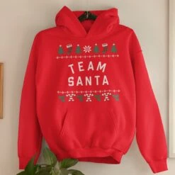 Sweat à Capuche De Noël Candy Cane - Avec Texte : Team Santa - Couleur Rouge - ( TAILLE XL - Costumes De Noël FIT ) - Vêtements De Noël Pour Femmes Et Hommes -DUNI Magasin 1200x1200 765