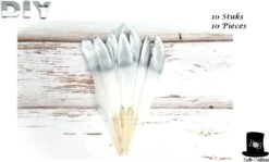 Bob Online ™ - Pack De 10 - Wit & Argent - Plumes DIY - Ressorts - Ressorts D'Oie - Plumes Peintes - Ressorts DIY White & Argent - Décorations De Noël DIY, Vêtements Artisanat, Anniversaire, Mariage Etc - Plumes à Pointe Argent Métallique