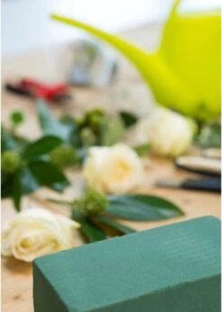Set De 8 Morceaux De Mousse Florale Verte/oasis Utilisation Humide 23 Cm - Réalisez Des Compositions Florales/pièces De Noël Avec Bloc De Mousse Florale 7 Set De 8 Morceaux De Mousse Florale Verte/oasis Utilisation Humide 23 Cm - Réalisez Des Compositions Florales/pièces De Noël Avec Bloc De Mousse Florale -DUNI Magasin 855x1200 2