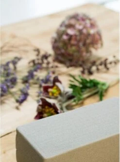 Nature 15x Mousse Florale Grise / Utilisation à Sec Oasis 20 Cm - Réaliser Des Compositions Florales / Pièces De Noël Avec Bloc De Mousse Florale - Matériel De Loisirs / Décoration -DUNI Magasin 891x1200